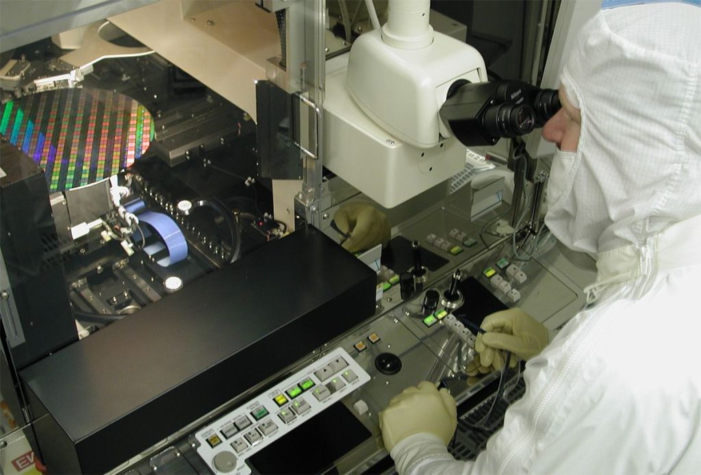 Intel: 4nm, 3nm-Class Nodes on Track, 1.8nm Technology Pulled in