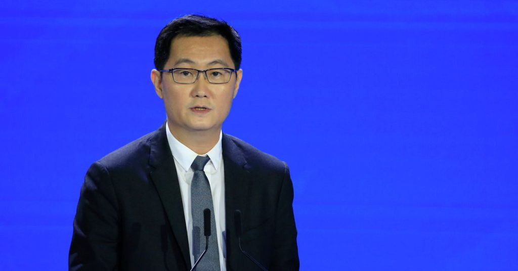 At China political meeting, world-wide-web bosses are out, chip execs are in