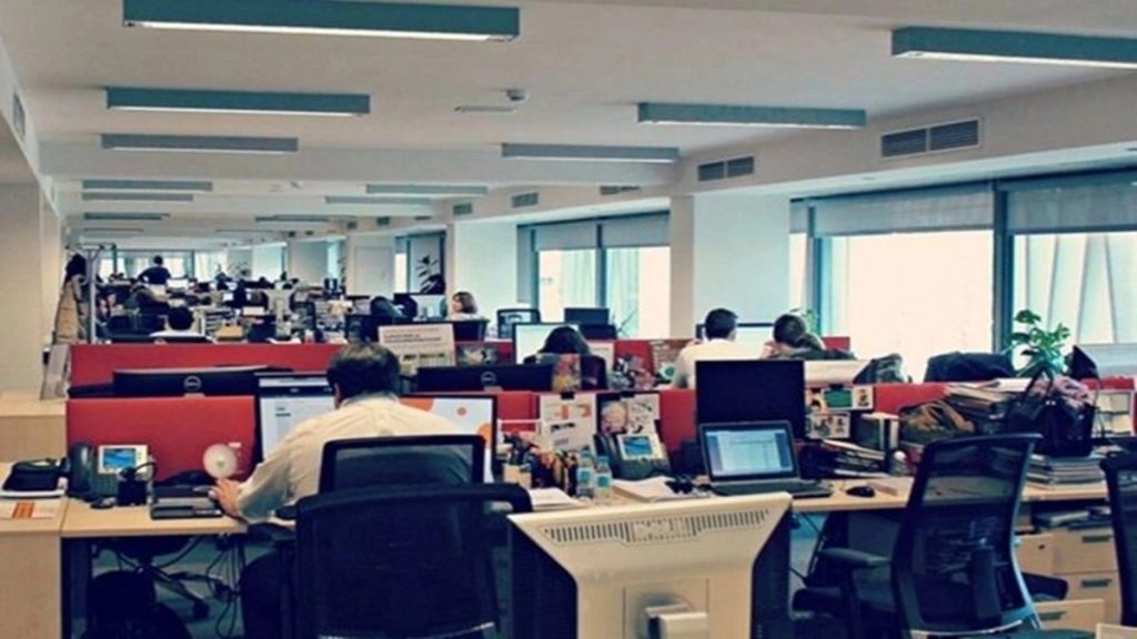 Hybrid model under IT PLI 2.0: Global firms allowed to choose lower investment threshold Hybrid model under IT PLI 2.0: Global firms allowed to choose lower investment threshold