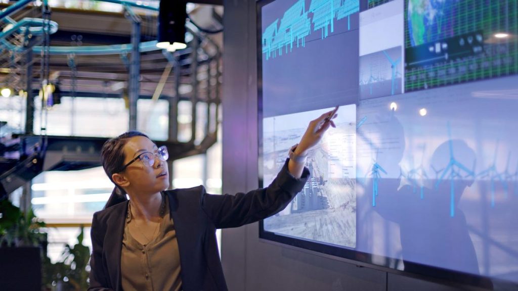 These Companies Pay Top Compensation for Hardware Engineers